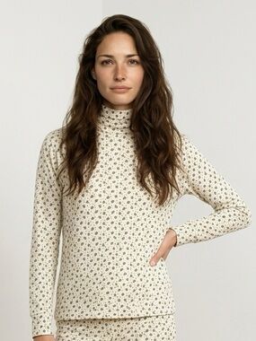 ✨Grandma Core | Cream Longsleeve Top with pattern | XL | Made in Switzerland
